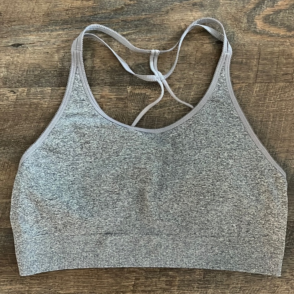 Fabletics sports bra with removable pads